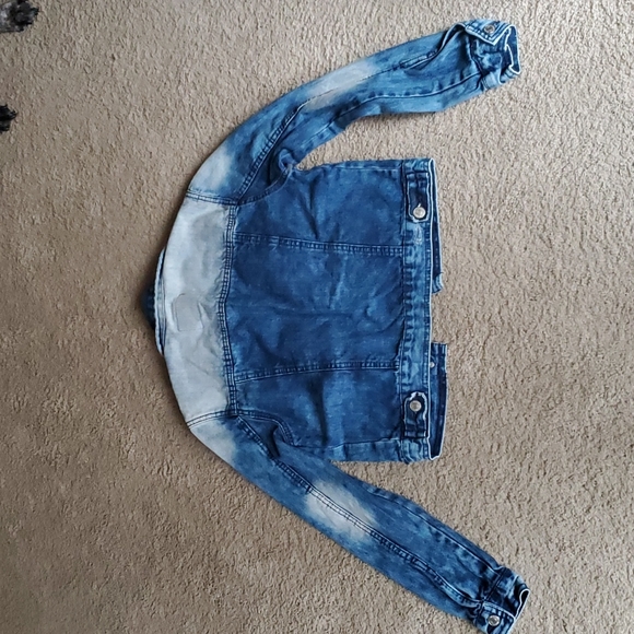 Jean jacket - Picture 2 of 6